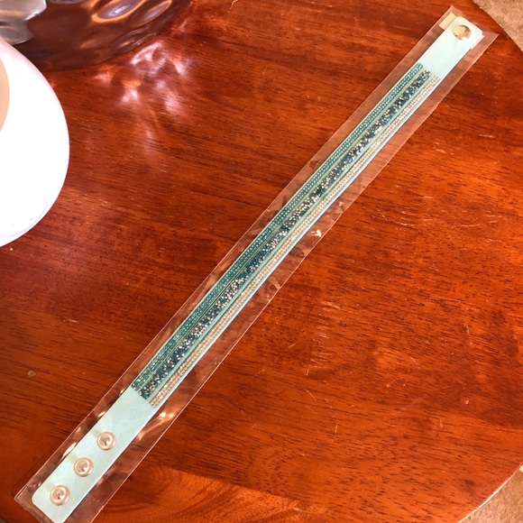 Wrap n snap bracelet, adjustable, microfiber #saa - Picture 6 of 7